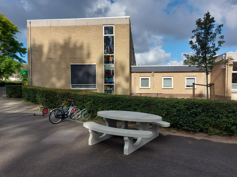 Dr. A. van Voorthuijsenschool, Stichting Spaarnesant de Haarlem