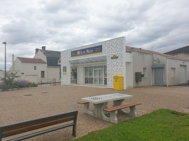 Mairie de Grosbreuil aus GROSBREUIL